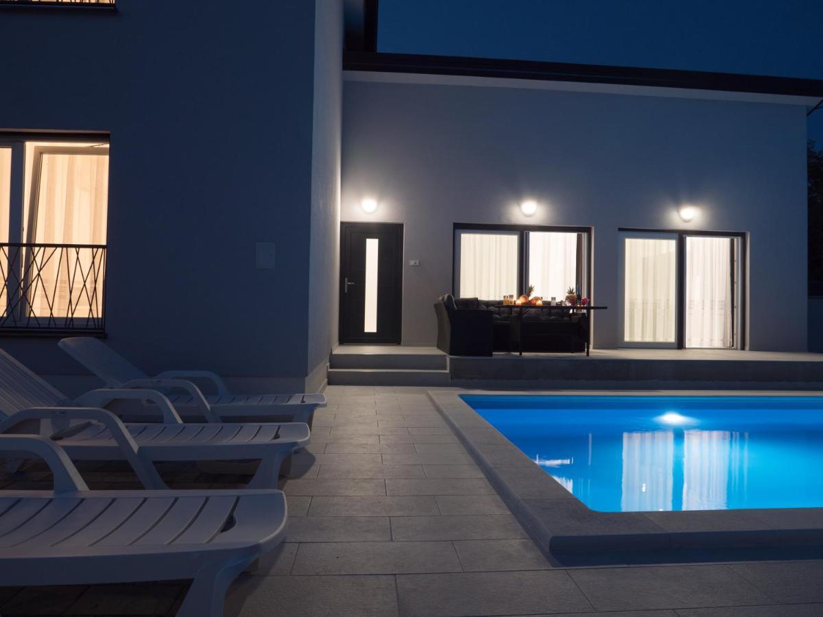 Luksuzna Kuca Za Odmor "Villa Romantica" Кральевица Экстерьер фото